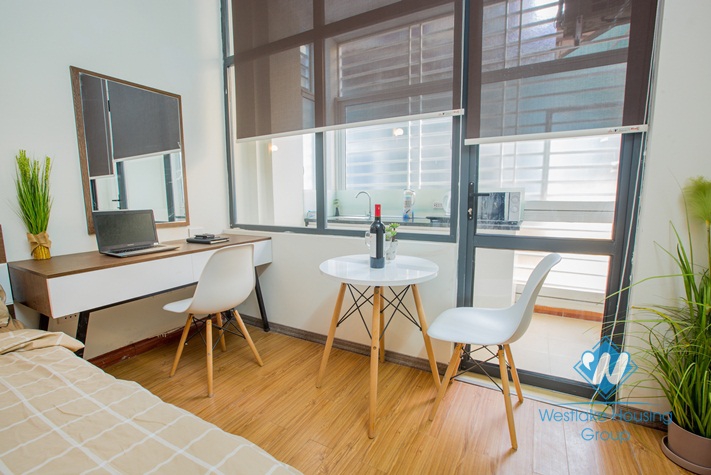 Nice single apartment for rent on Thai Thinh, Dong Da, Hanoi